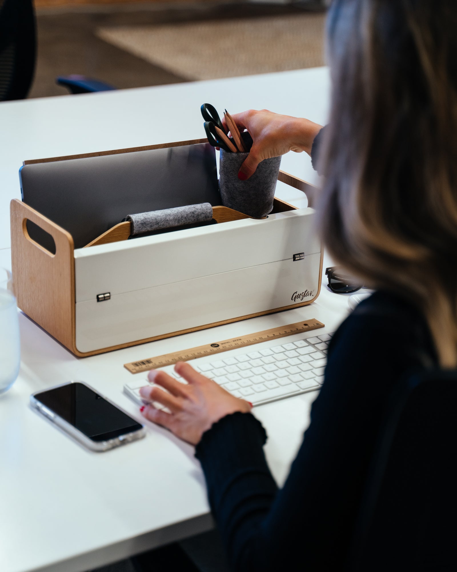 Desk Sharing: The flexible office