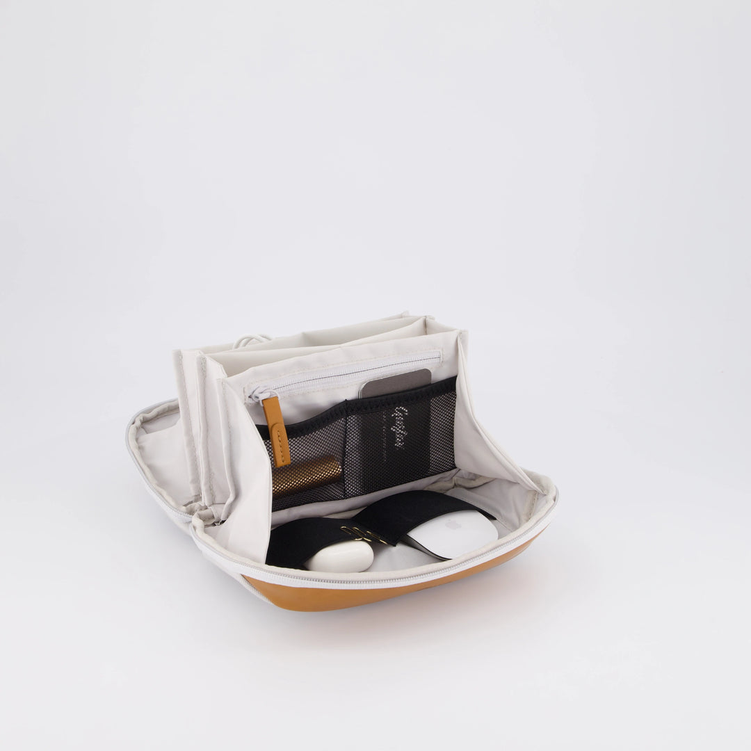 Echo Tech-Pouch