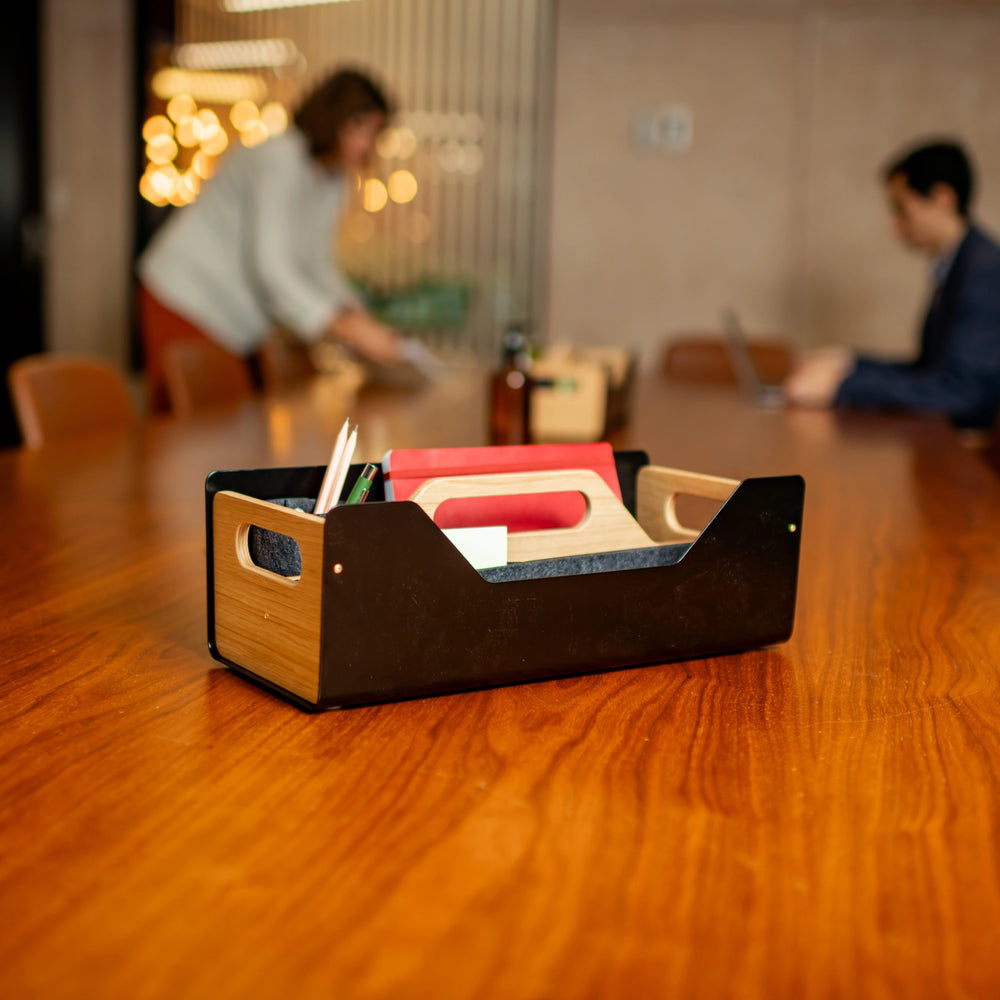 Gustav Dot XL Black - Oak Aluminium Desk Organizer Limited Edition