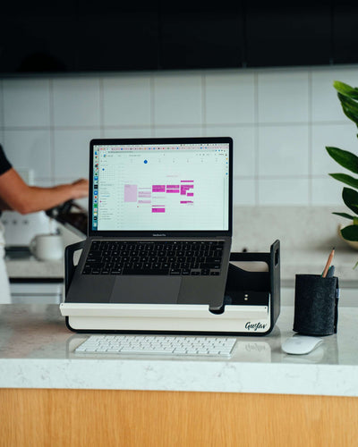 Gustav Original Black - Organizador de Escritorio y Soporte para Laptop