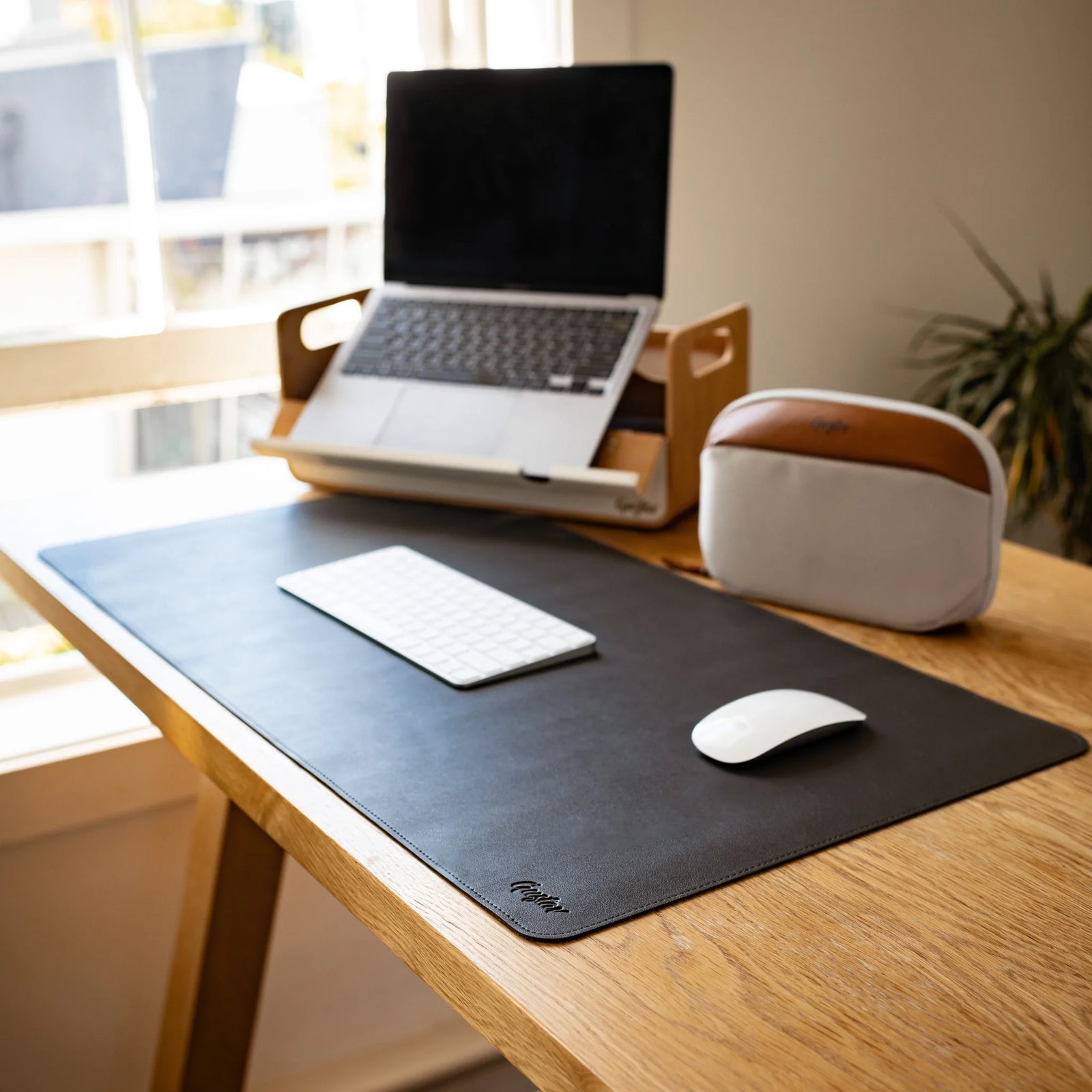 Mobile Workspace Accessories That Work Hard