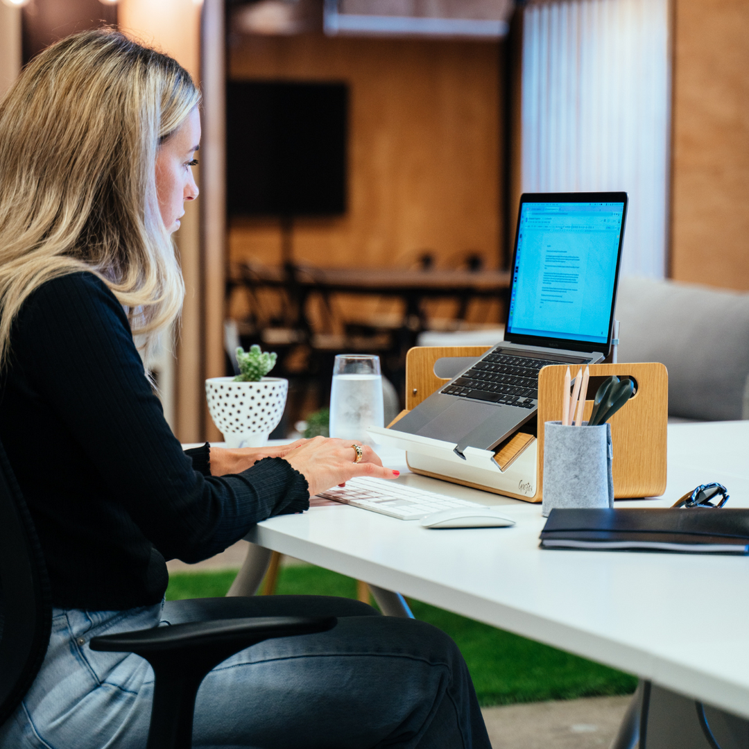 Ergonomie meistern: So arbeiten Sie bequem mit Gustav Original