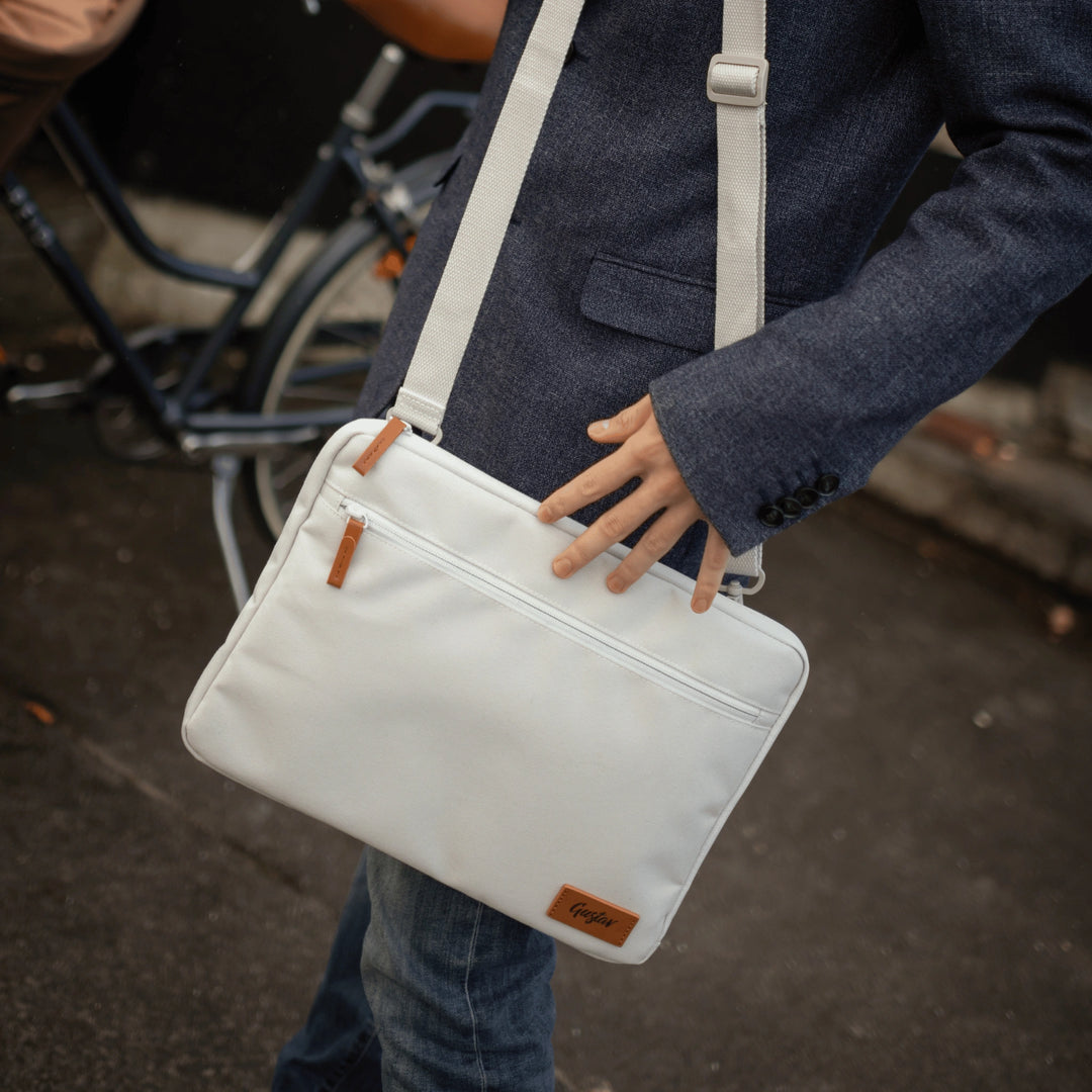 Flow Laptop Sleeve and Bag