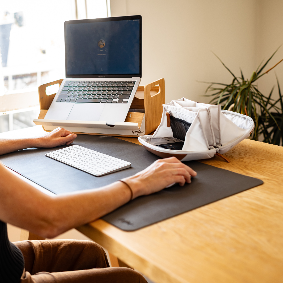 Gustav Original Desk Organizer & Laptop Stand Oak/White