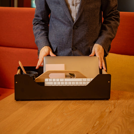 Gustav Dot XL Noir - Organiseur de bureau en aluminium chêne édition limitée