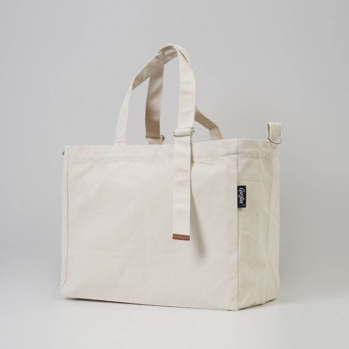 Gustav Tote Bag in natural cotton – front view on white background